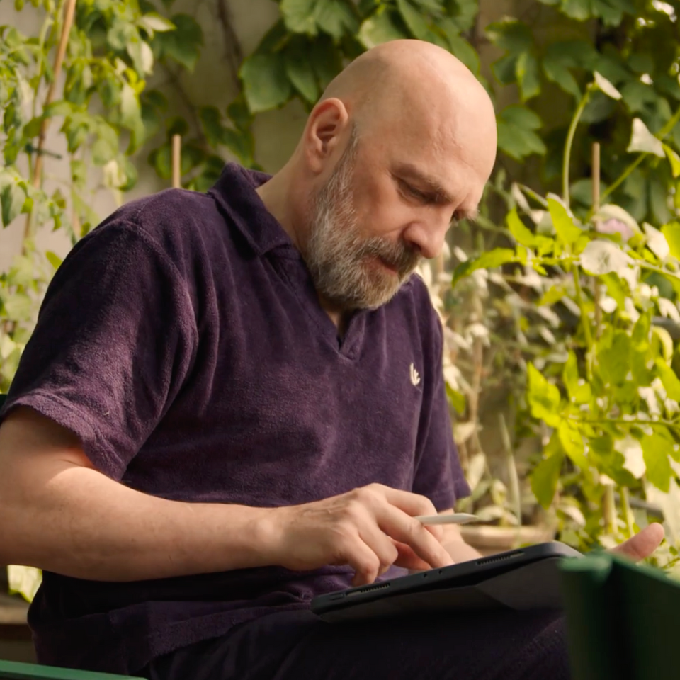 Peter Goes about the Pineapple Chili design