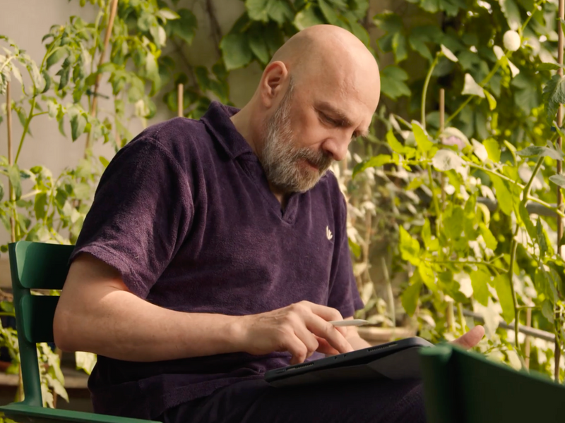 Peter Goes: The Creative Mind Behind Pineapple Chili, the Yugen Glass and Delivery Boxes